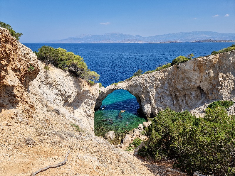 Cave-of-the-Seal Lutraki-Grcka