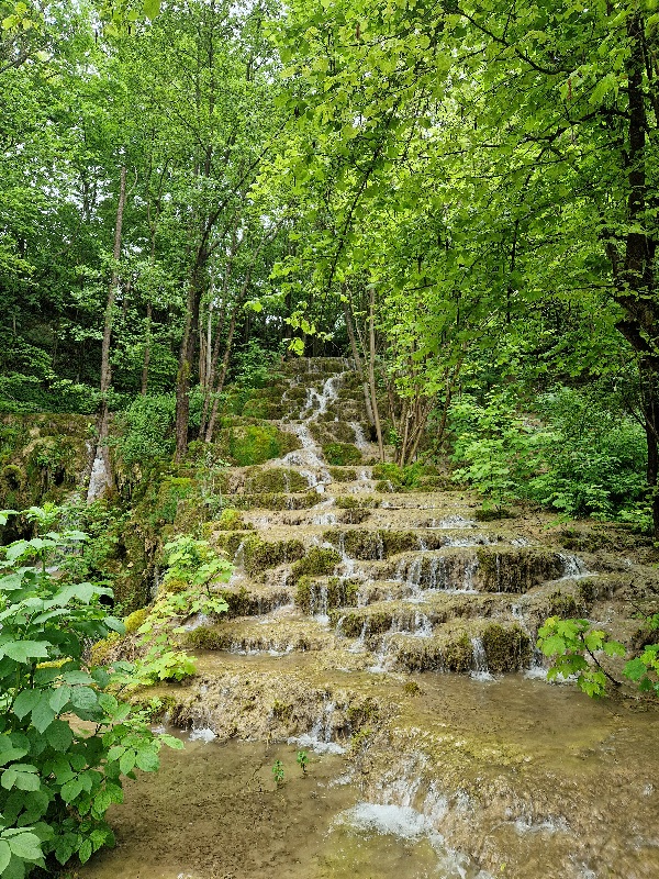 Bigar-vodopad stara planina-vidikovci-kozji kamen-tumba-vodopad tupavica-sta videti-dojkinci-kuhinja-smestaj