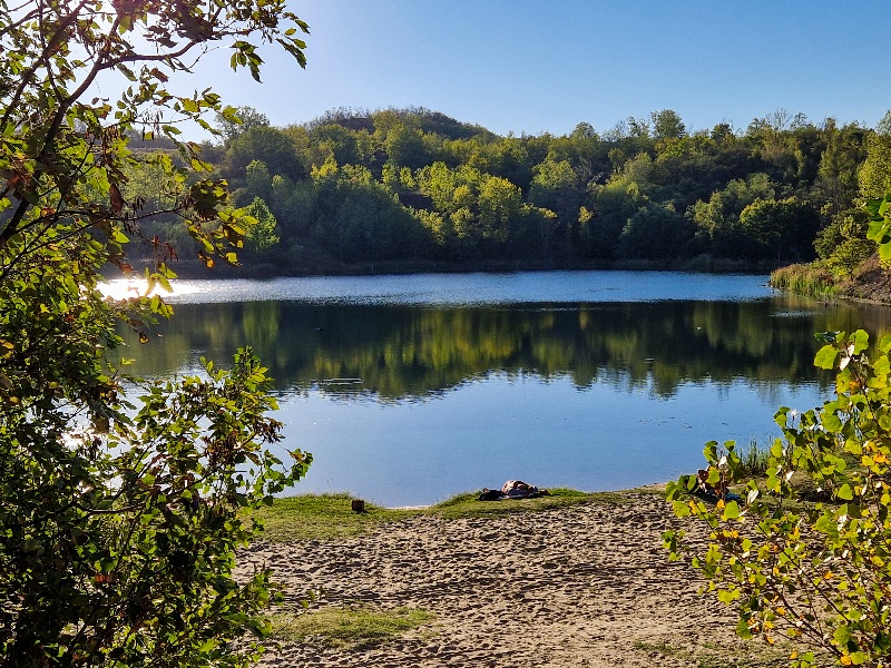 Rgotsko-jezero-glavna-plaža Rgotsko jezero