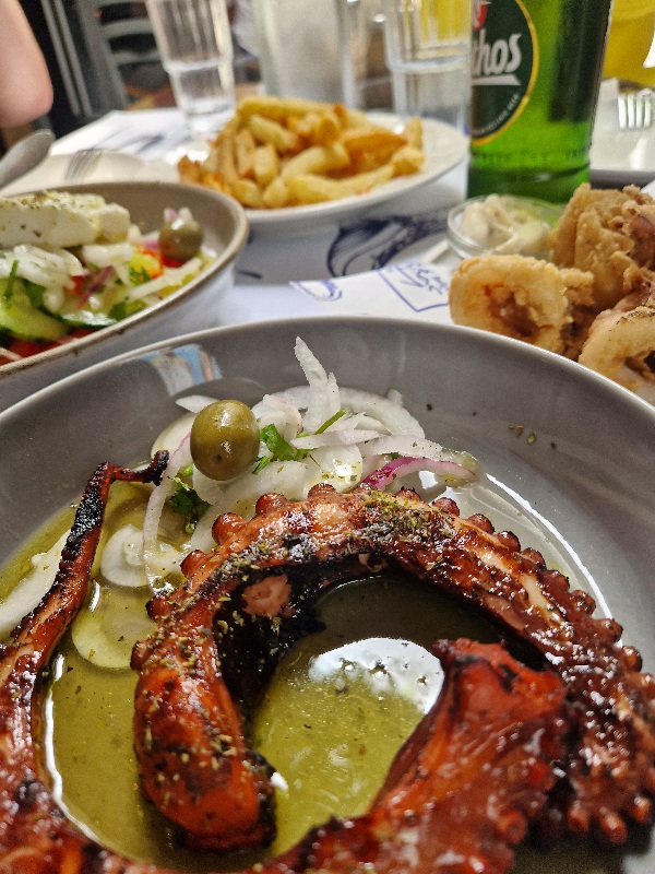 Marmeids-and-Guys Kavala-smestaj-i-plaze