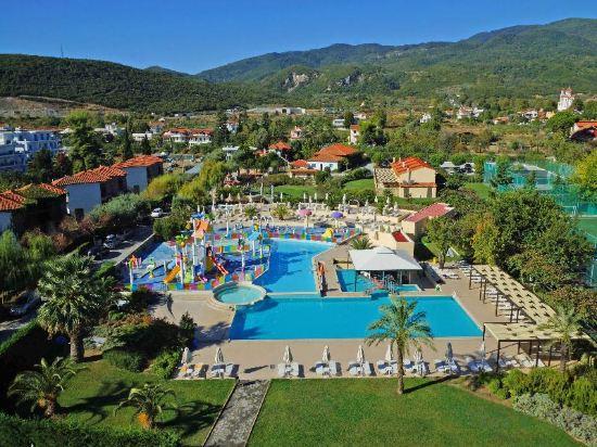 Cronwell Platamon Resort sa velikim aqua parkom za decu