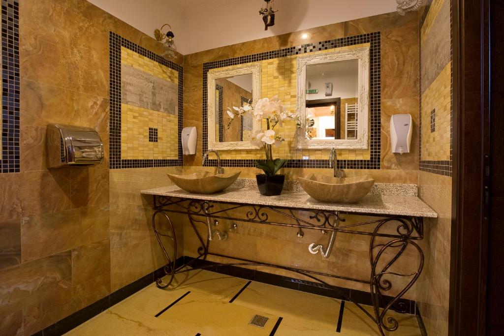 Aviator Boutique Residence
